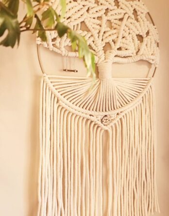 arbre de vie naturel et balançoire