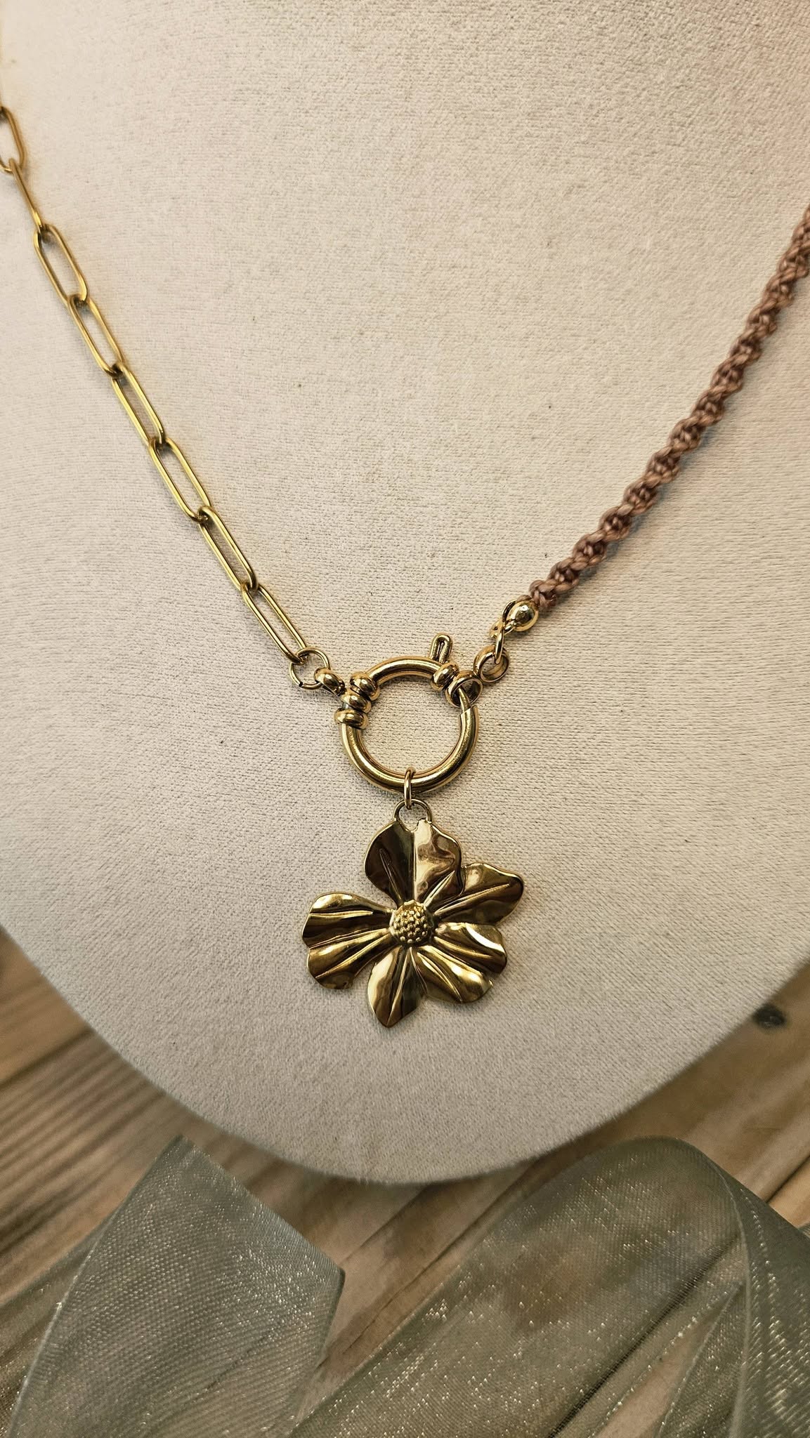 Collier Equilibre - Fleur – Image 4