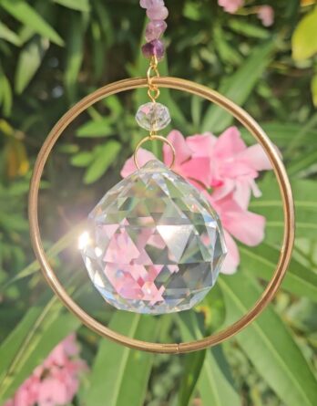 Attrape-soleil cercle améthyste et cristal